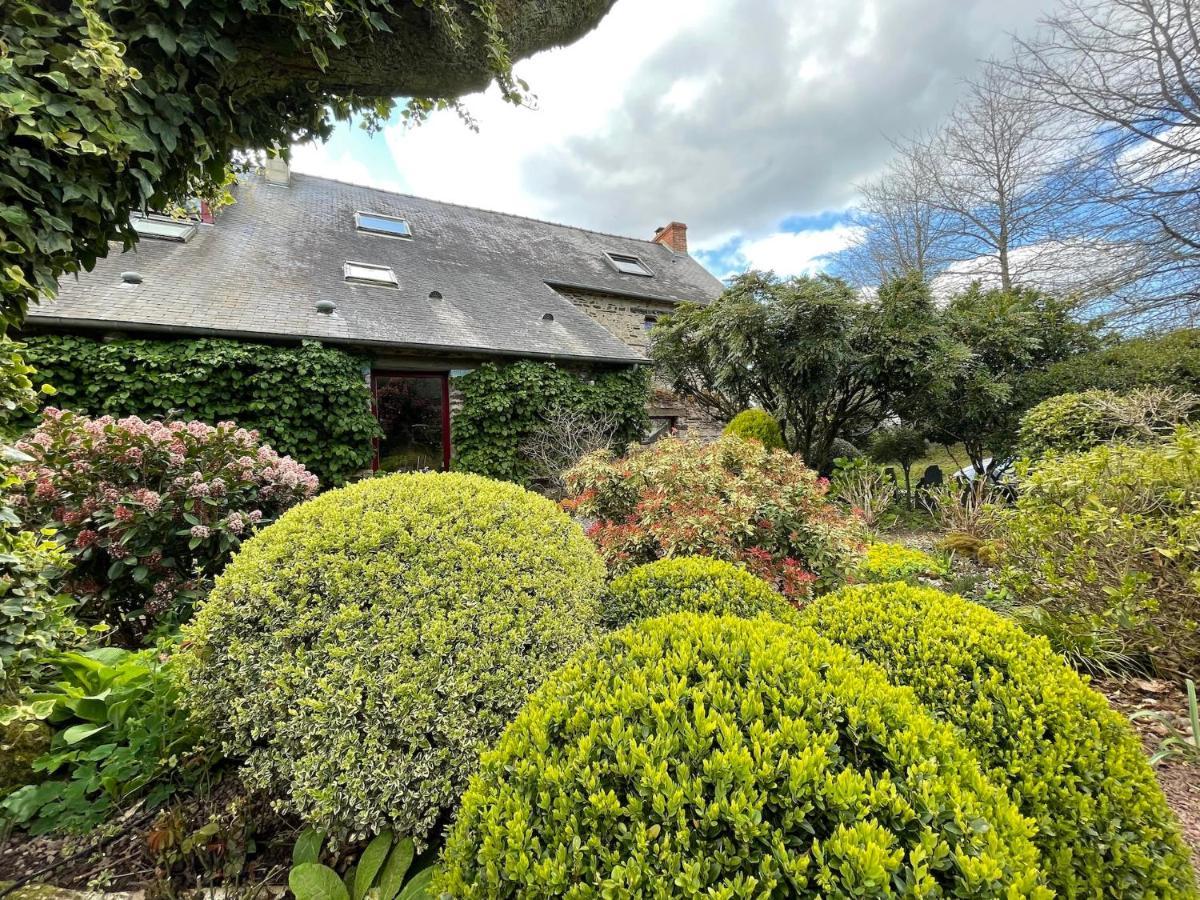 La Corne De Cerf, Foret De Broceliande Paimpont Exterior photo